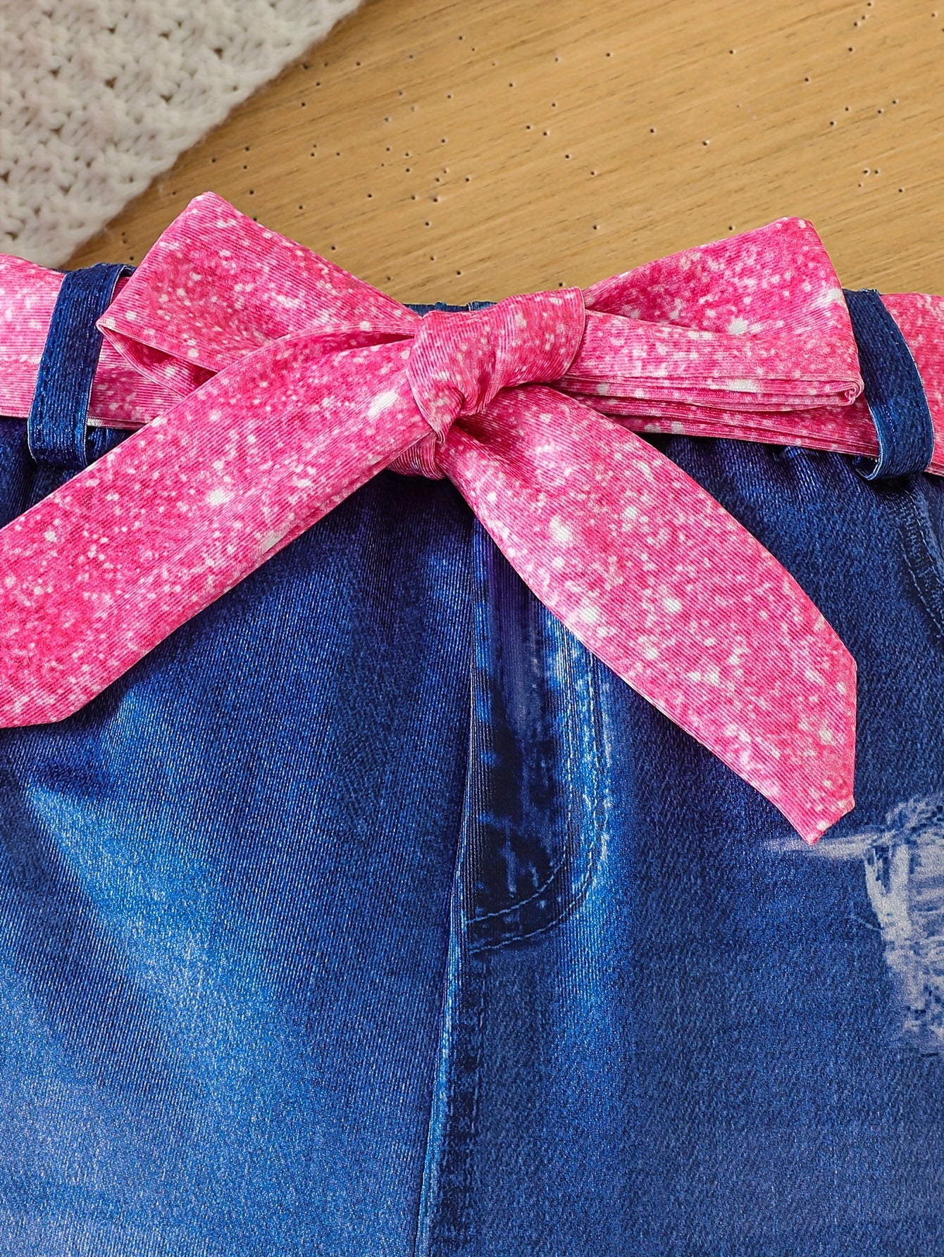 2pcs Trendy Cartoon Girl & Glitter Pattern Set - T-shirt & Imitation Denim Pants