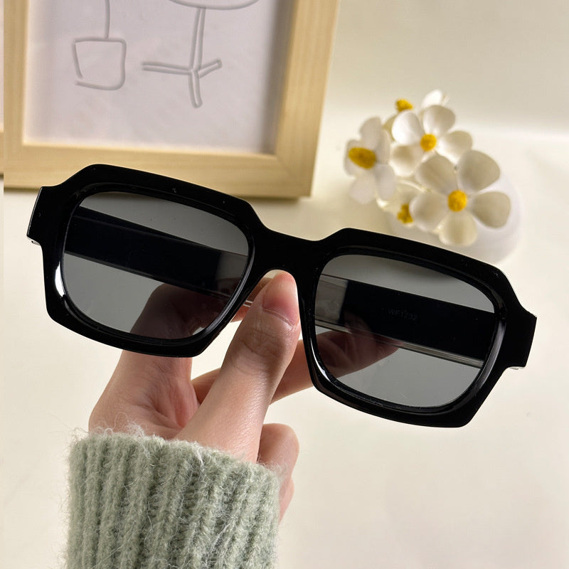 Stylish Unisex Square Sunglasses with Contrast Stitching, Fashionable Eyewear for Men and Women