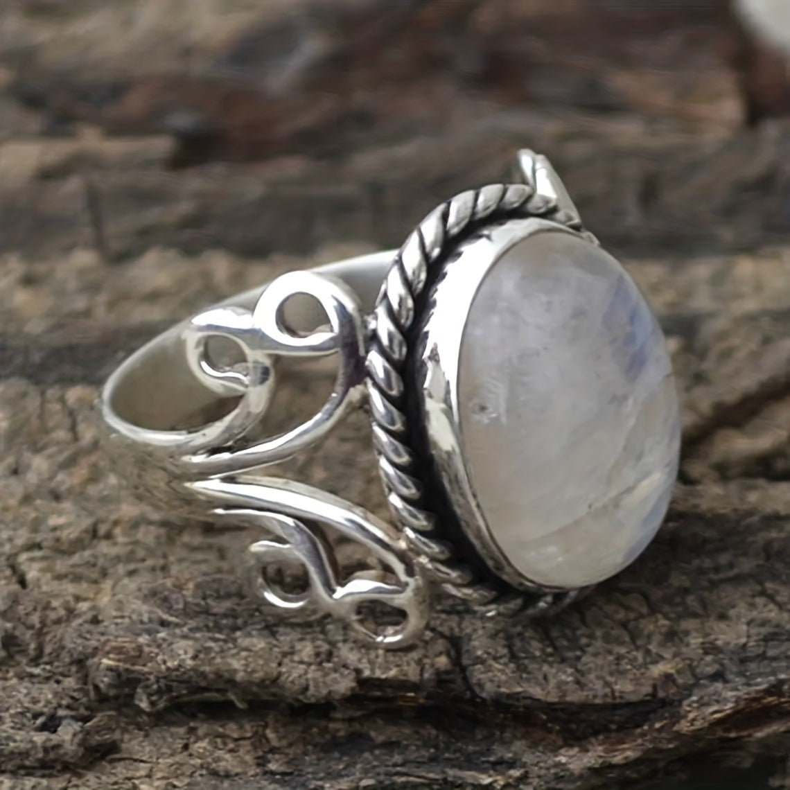 Vintage Moonstone Inlaid Ring