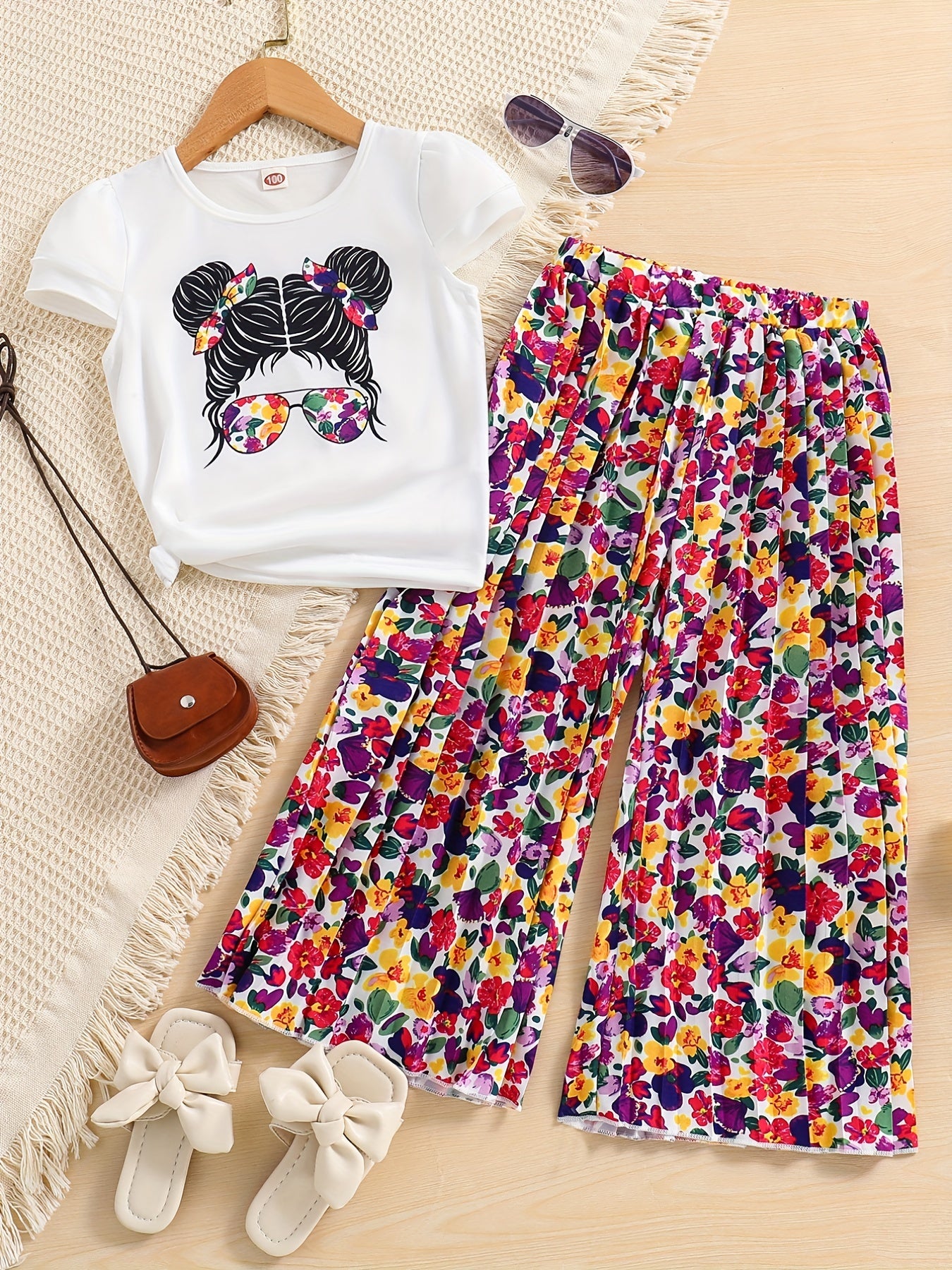 Girls' Cartoon Portrait Print T-shirt & Polka Dot Pants - 2pcs