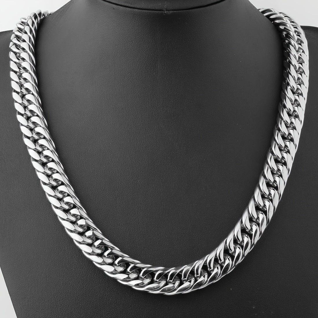 Stylish Men's Stainless Steel Chain Necklace