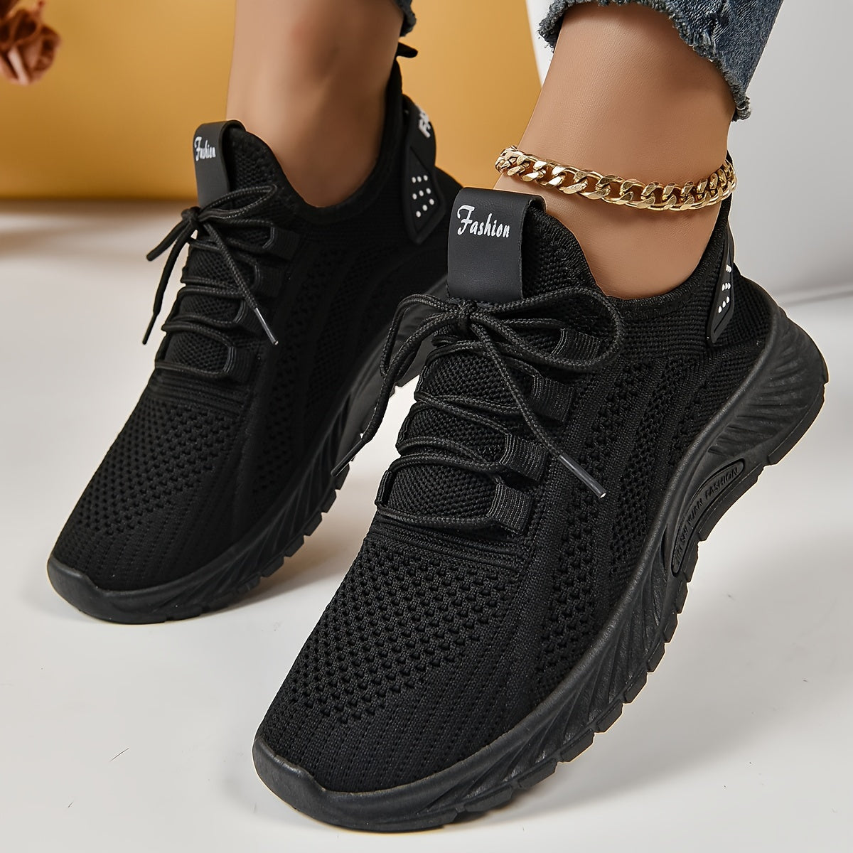 Lightweight Women's Knitted Sports Shoes - Low Top Breathable Sneakers