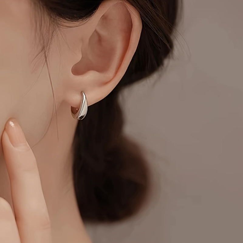 Stylish Silvery Hoop Earrings